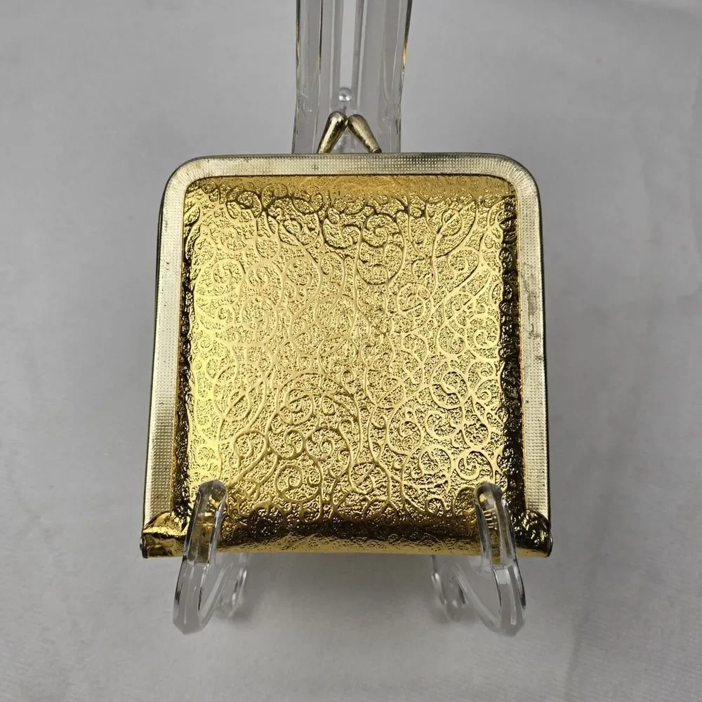 Vintage Gold 4 Piece Manicure Set With Mirror‎